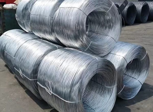 GALVANIZED IRON (GI) ROLLS Premium Industrial Galvanized Iron (GI) Wire Rolls
